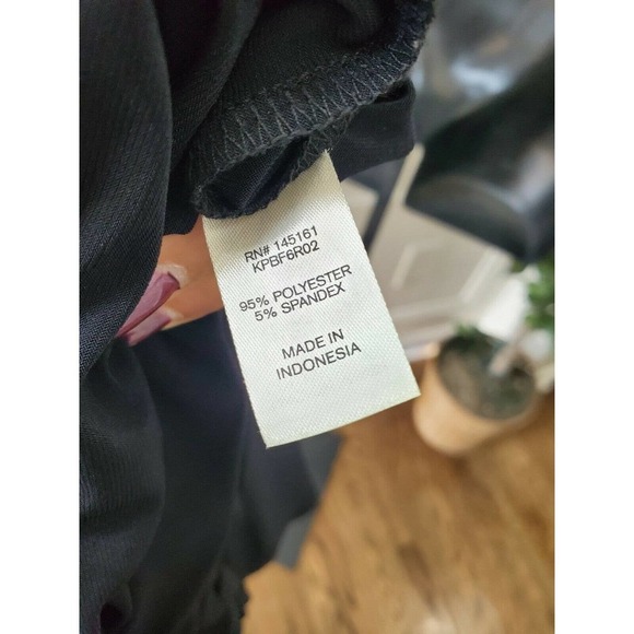 C Women's Solid Black Polyester V-Neck Cold Shoulder Sleeve Casual Romper Size S - Picture 10 of 11